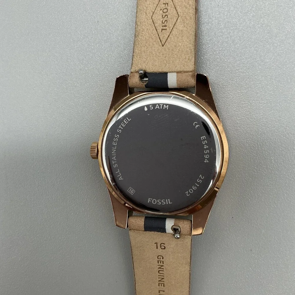 Fossil Scarlette ES4594 Womens Watch 32mm Blue Dial Crystals Leather New Battery
